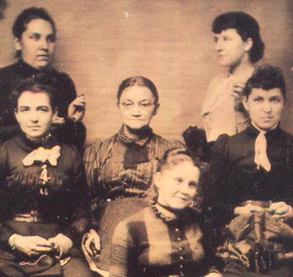 Photo of Chaplin family daughters.